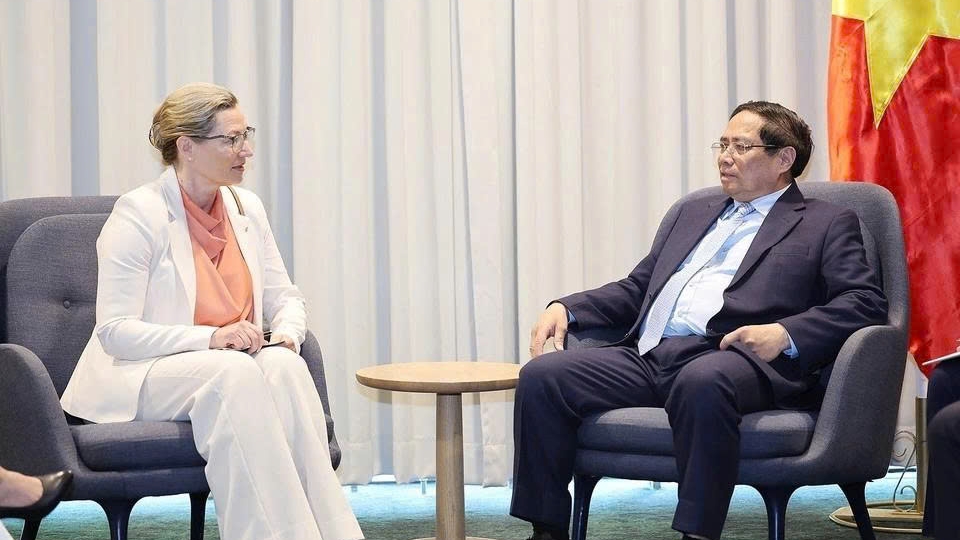 AstraZeneca encouraged to build pharmaceutical manufacturing plant in Vietnam